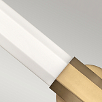 Бра для ванных комнат горизонтальное с длинным белым матовым плафоном в форме шестиугольника на круглом основании Hinkley варинант исполнения - 10 | Loft Concept в Костроме