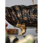 Блюдо черного цвета из фрафора на бронзовых ножках Eden Garden porcelain and bronze варинант исполнения - 5 | Loft Concept в Костроме