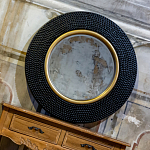 Зеркало в черной фактурной раме с золотым кантом Summon the Light варинант исполнения - 5 | Loft Concept в Костроме