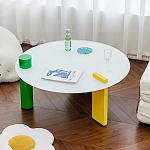 Дизайнерский журнальный стол с круглой белой столешницей на 3-х геометрических ножках Tajefox варинант исполнения - 1 | Loft Concept в Костроме