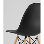 Пластиковый стул на ножках из массива бука Eames Black варинант исполнения - 3 | Loft Concept в Костроме