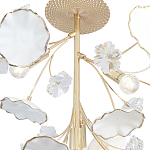 Потолочный светильник с золотыми ветвями и белыми лепестками на круглом рельефном основании Wintery flovers варинант исполнения - 2 | Loft Concept в Костроме