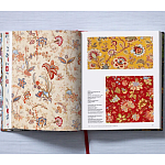 Подарочная  Книга для дизайнеров The Book of Printed Fabrics. 16th - today XXL варинант исполнения - 7 | Loft Concept в Костроме