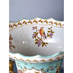 Ваза из голубого фарфора с рисунком птиц и цветов и декоративными элементами Blue Garden варинант исполнения - 8 | Loft Concept в Костроме