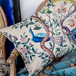 Подушка декоративная с изображением птицы в саду Beige Chinoiserie Blue Bird in the Garden Cushion варинант исполнения - 2 | Loft Concept в Костроме