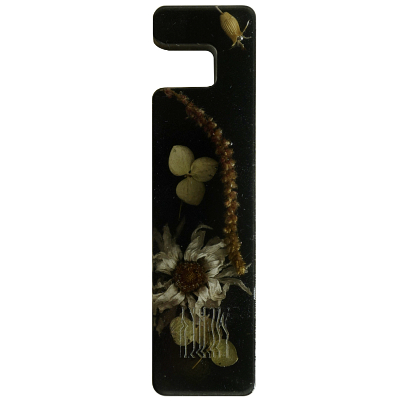 Подставка для телефона из эпоксидной смолы с цветами черная Epoxy Flowers Phone Stand Black Черный Подставка для телефона из эпоксидной смолы с цветами черная Epoxy Flowers Phone Stand Black Черный в Костроме | Loft Concept