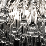 Люстра подвесная с прозрачными стеклянными подвесками в форме капель Диаметр 60 см Droplet Chandelier варинант исполнения - 17 | Loft Concept в Костроме