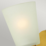 Бра с белым матовым стеклянным плафоном и тремя декоративными шарами Hinkley варинант исполнения - 9 | Loft Concept в Костроме