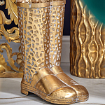 Ваза в форме сапог с рельефной текстурой и ручками Vase Boot варинант исполнения - 4 | Loft Concept в Костроме