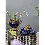 Ваза темно-синяя фарфоровая на бронзовой подставке с ажурным ободком и изогнутыми ручками Eden Garden варинант исполнения - 6 | Loft Concept в Костроме