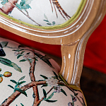 Стул из массива бука бежевый с изображением птиц и цветов Beige Green Chinoiserie Peach Garden Chair варинант исполнения - 4 | Loft Concept в Костроме