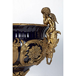 Чаша темно-синего цвета с фигурками ангелов и рельефным декором Eden Garden porcelain and bronze варинант исполнения - 5 | Loft Concept в Костроме