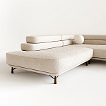 Диван угловой Saint-Trope на ножках с обивкой букле  варинант исполнения - 1 | Loft Concept в Костроме