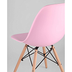 Пластиковый стул на ножках из массива бука Eames Pink варинант исполнения - 3 | Loft Concept в Костроме