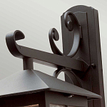 Настенный фонарь черного цвета в форме фонаря с решетчатым плафоном и фактурным стеклом Elstead Lighting варинант исполнения - 2 | Loft Concept в Костроме