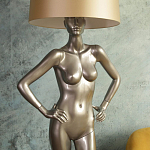 Лампа MANNEQUIN LAMP с абажуром руки на талии варинант исполнения - 8 | Loft Concept в Костроме
