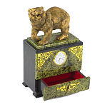 Часы настольные с декором в виде медведя и выдвижным ящиком из натурального камня Змеевик Bear Stone Clock варинант исполнения - 3 | Loft Concept в Костроме
