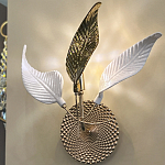 Бра с декоративными белыми и золотыми листьями на текстурном основании Wintery flovers варинант исполнения - 4 | Loft Concept в Костроме