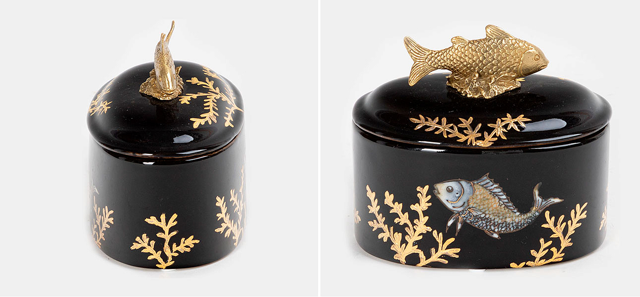 Шкатулка черная фарфоровая Золотая Рыбка Gold fish Шкатулка черная фарфоровая Золотая Рыбка Gold fish - Loft-Concept в Костроме