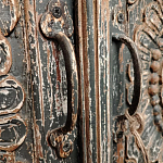 Индийский шкаф с орнаментом резьба из дерева Indian Antique Furniture  варинант исполнения - 5 | Loft Concept в Костроме