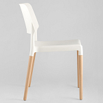 Пластиковый стул на ножках из массива бука Ferret White варинант исполнения - 4 | Loft Concept в Костроме