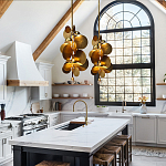 Люстра креативная из дисков цвета латунь Constellation Light and Style варинант исполнения - 4 | Loft Concept в Костроме