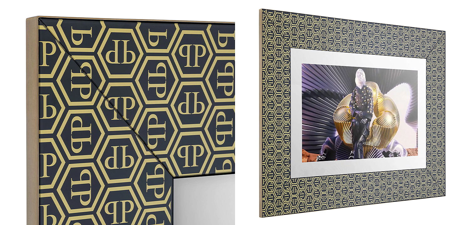 Экран Philipp Plein PP GLASS NFT M 32 дюйма Экран Philipp Plein PP GLASS NFT M 32 дюйма - Loft-Concept в Костроме