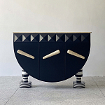 Дизайнерский комод полукруглый черный с 3-мя фактурным ящиками Occasion варинант исполнения - 1 | Loft Concept в Костроме