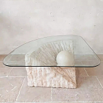 Дизайнерский журнальный стол в виде раковины с жемчужиной под прозрачной столешницей Fahin варинант исполнения - 1 | Loft Concept в Костроме