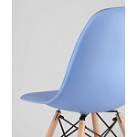 Пластиковый стул на ножках из массива бука Eames Blue варинант исполнения - 3 | Loft Concept в Костроме