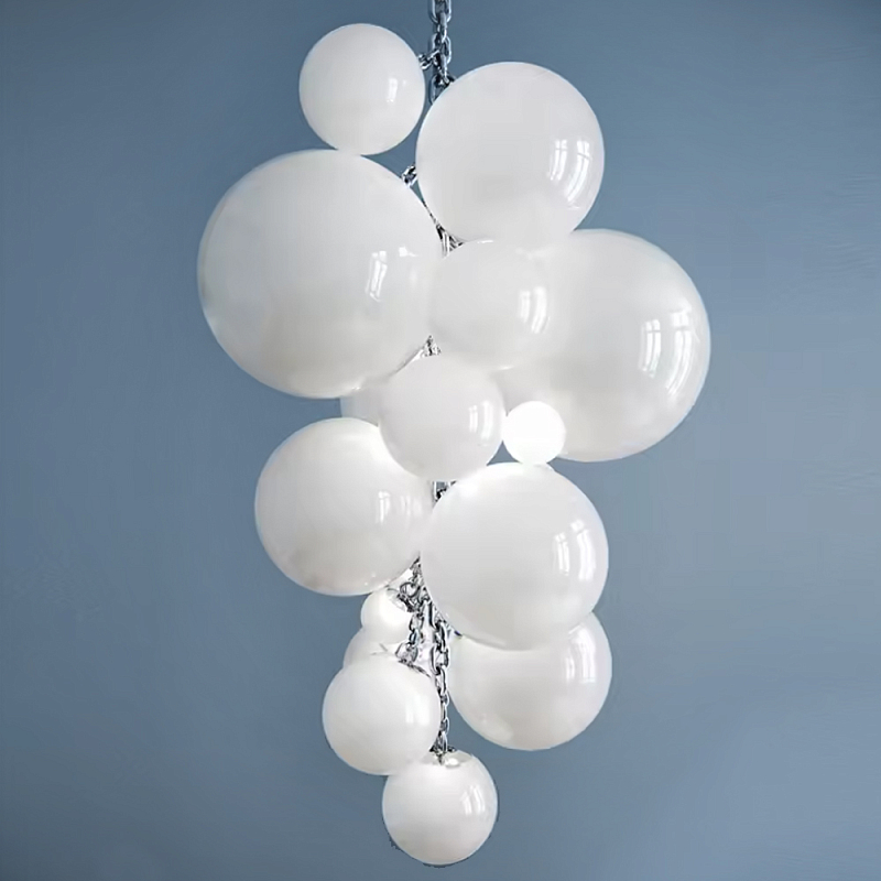 Люстра Grape Balls Белое стекло Белый Люстра Grape Balls Белое стекло Белый в Костроме | Loft Concept