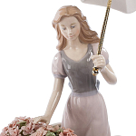 Статуэтка фарфоровая Девушка с цветами Charming Statuette варинант исполнения - 1 | Loft Concept в Костроме