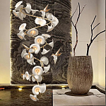 Люстра каскадная из белых цветов каллы и птичек Refined Taste of Light варинант исполнения - 5 | Loft Concept в Костроме