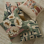 Подушка с цветочным принтом Blooming Elegance Rose варинант исполнения - 6 | Loft Concept в Костроме