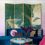 Обои ручная роспись в стиле Арт-деко Whistler Peacocks Original colourway on green painted silk варинант исполнения - 1 | Loft Concept в Костроме