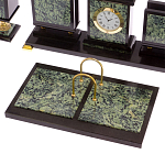 Настольный письменный набор из нефрита на ножках Executive Recruitment варинант исполнения - 2 | Loft Concept в Костроме