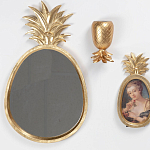 Зеркало овальной формы с золотистой рамкой и декоративной верхушкой в виде ананаса Pineapple Shine  варинант исполнения - 1 | Loft Concept в Костроме