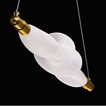 Люстра горизонтальная с волнистым белым плафоном Golden Swirl варинант исполнения - 8 | Loft Concept в Костроме