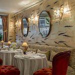 Обои ручная роспись Fishes Blue Pearl on Tarnished Silver gilded silk with pearlescent antiquing варинант исполнения - 7 | Loft Concept в Костроме