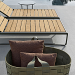 Шезлонг на металлическом каркасе с регулируемой спинкой GUELL Sunbed варинант исполнения - 4 | Loft Concept в Костроме