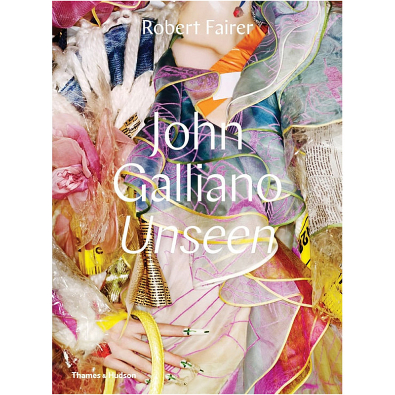 John Galliano: Unseen John Galliano: Unseen в Костроме | Loft Concept