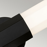 Бра для ванных комнат вертикальное с длинным белым матовым плафоном в форме шестиугольника на круглом основании Hinkley варинант исполнения - 17 | Loft Concept в Костроме