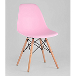 Пластиковый стул на ножках из массива бука Eames Pink варинант исполнения - 1 | Loft Concept в Костроме