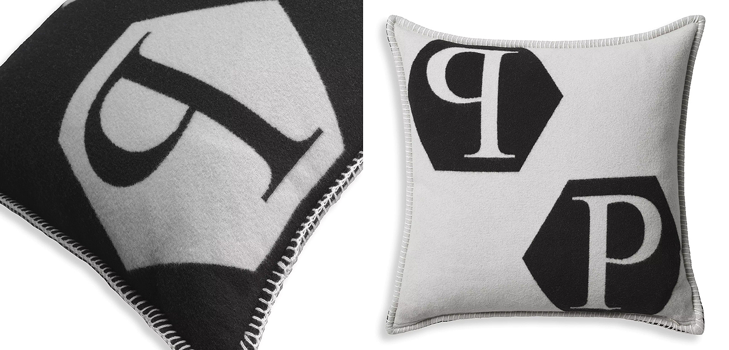 Подушка Philipp Plein Cushion Cashmere PP Logo 65 x 65 Black Подушка Philipp Plein Cushion Cashmere PP Logo 65 x 65 Black - Loft-Concept в Костроме