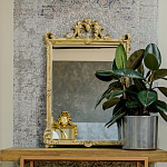 Зеркало настенное в раме бежевого цвета с эффектом старины Classic Ornament Mirror варинант исполнения - 2 | Loft Concept в Костроме