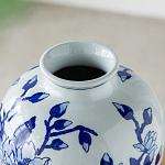 Ваза с бело-синей росписью и изображением цветов Blue & White Ornament варинант исполнения - 3 | Loft Concept в Костроме