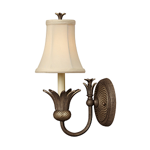 Бра с бежевым тканевым абажуром и декоративной чашей Hinkley