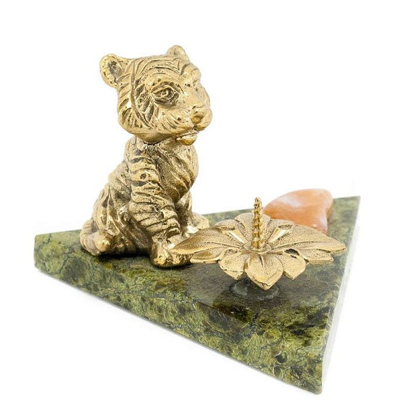 Подсвечник с фигуркой тигра из бронзы и натурального камня змеевик Stone Candlestick Змеевик Бронза Подсвечник с фигуркой тигра из бронзы и натурального камня змеевик Stone Candlestick Змеевик Бронза в Костроме | Loft Concept