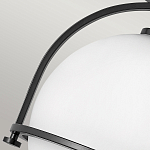 Потолочный светильник с плафоном в форме белого матового шара Hinkley варинант исполнения - 5 | Loft Concept в Костроме