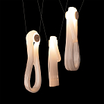 Подвесной светильник белого цвета с 3-мя изогнутыми плафонами Flow Loop варинант исполнения - 6 | Loft Concept в Костроме